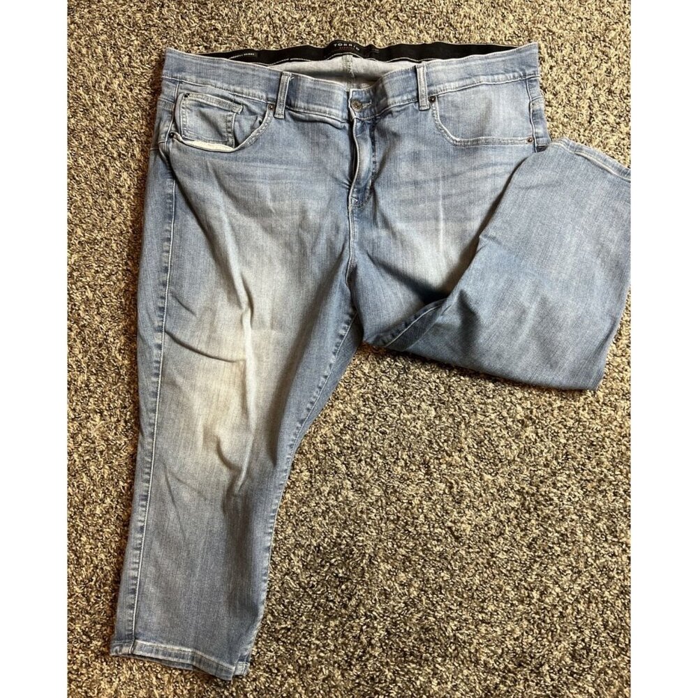 Torrid Bombshell Skinny Jeans Stretch Denim Light Wash Size 26